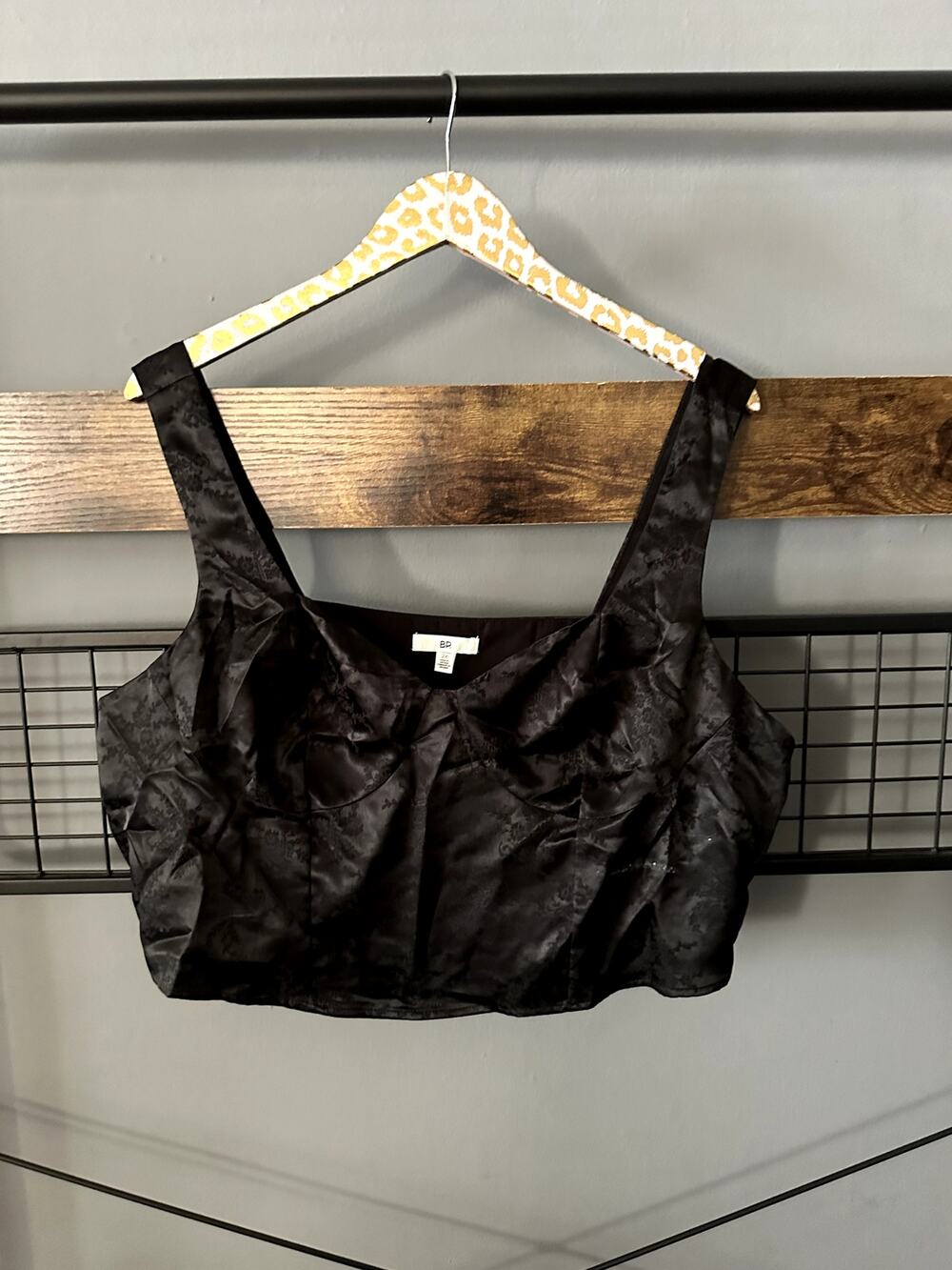 BP Black Plus Cropped Satin Tank | Size 2X
